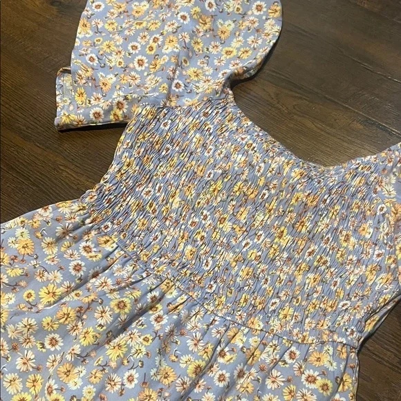 Alter’d State Floral Puff Sleeve Dress - Picture 2 of 6